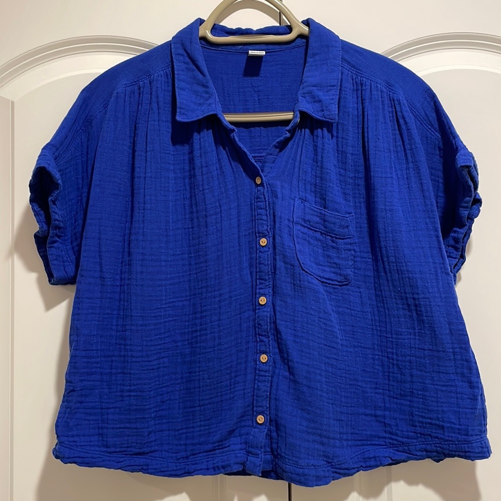 Old navy cotton gauze, button up top, xs